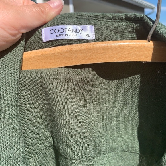 CooFandy Men's Rayon Linen button down green Shirt - Picture 8 of 9